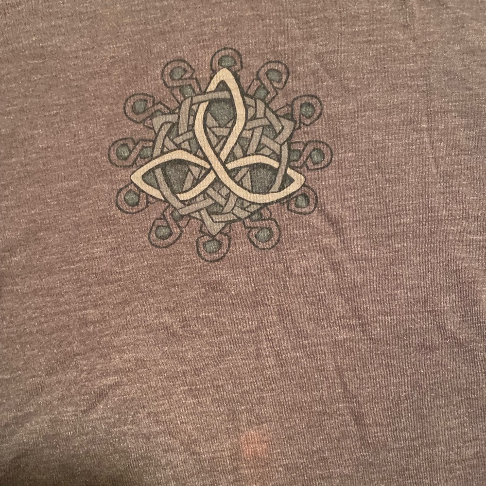 Soft tee - Picture 2 of 4